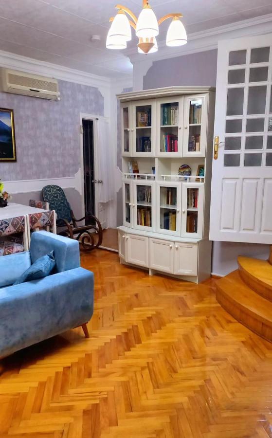 Central Apartment "Ameliya" Baky Esterno foto